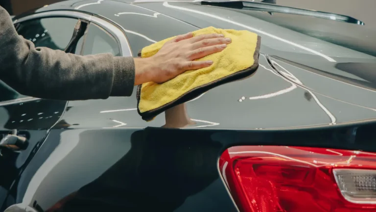Jak przygotować samochód do sprzedaży – czy detailing naprawdę zwiększa wartość auta?