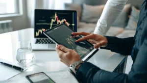 Jak usprawnić zarządzanie magazynem dzięki systemowi ERP