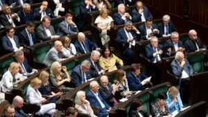 Telefony w sejmie – zakazy dla dzieci, swoboda dla posłów?